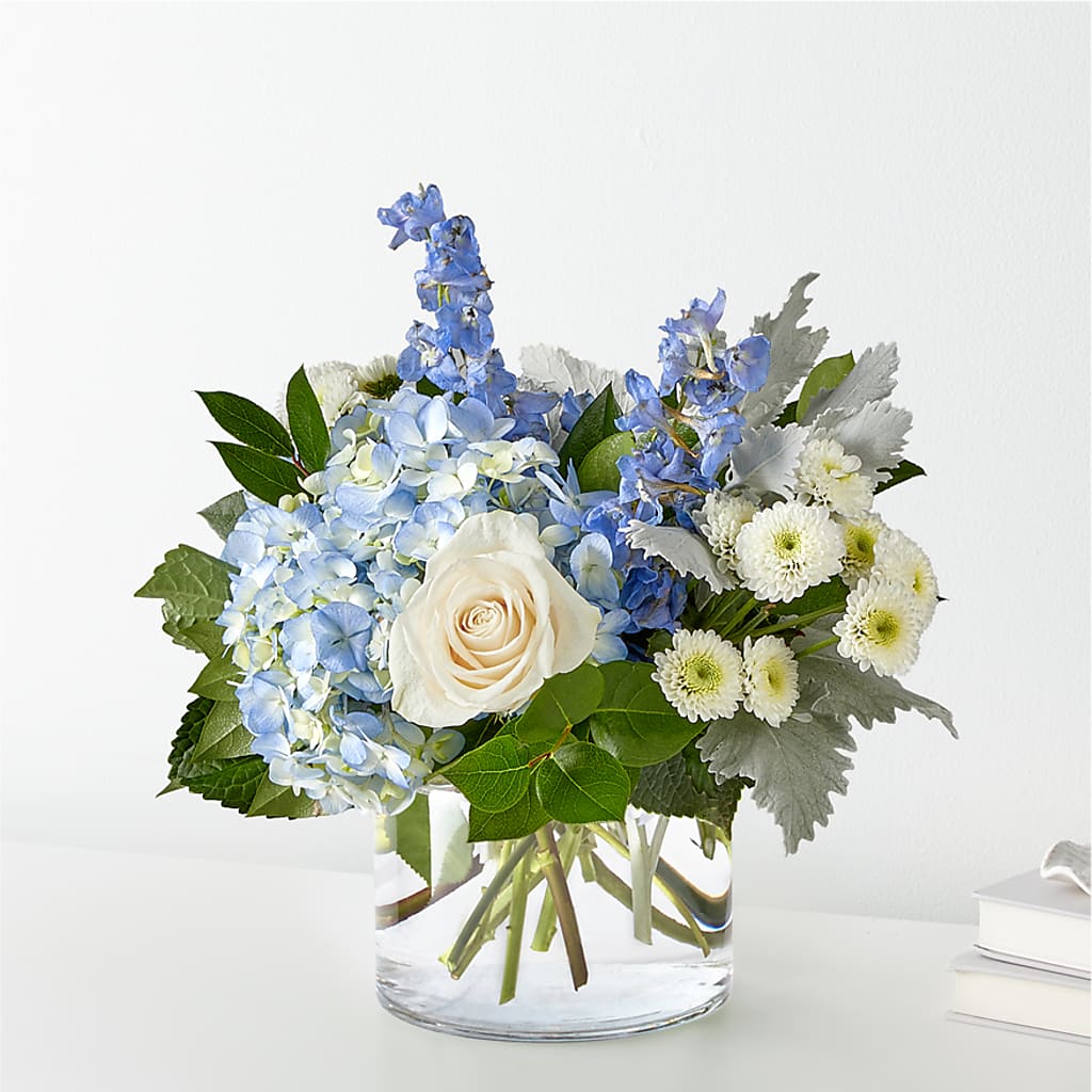 Clear Skies Bouquet – Floreria Mexico #2, Torrance CA