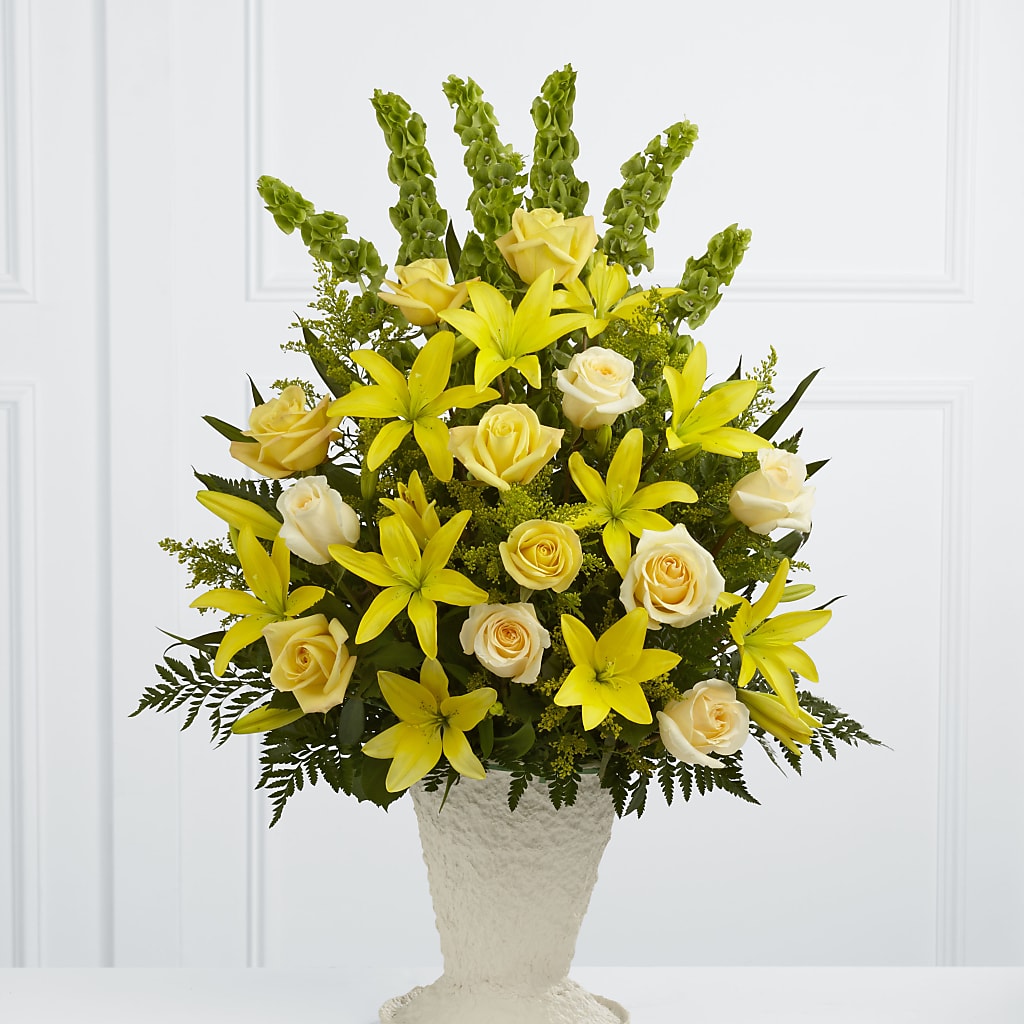 Golden Memories Arrangement – Floreria Mexico #2, Torrance CA