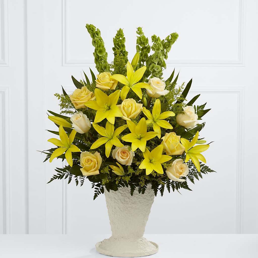 Golden Memories Arrangement – Floreria Mexico #2, Torrance CA