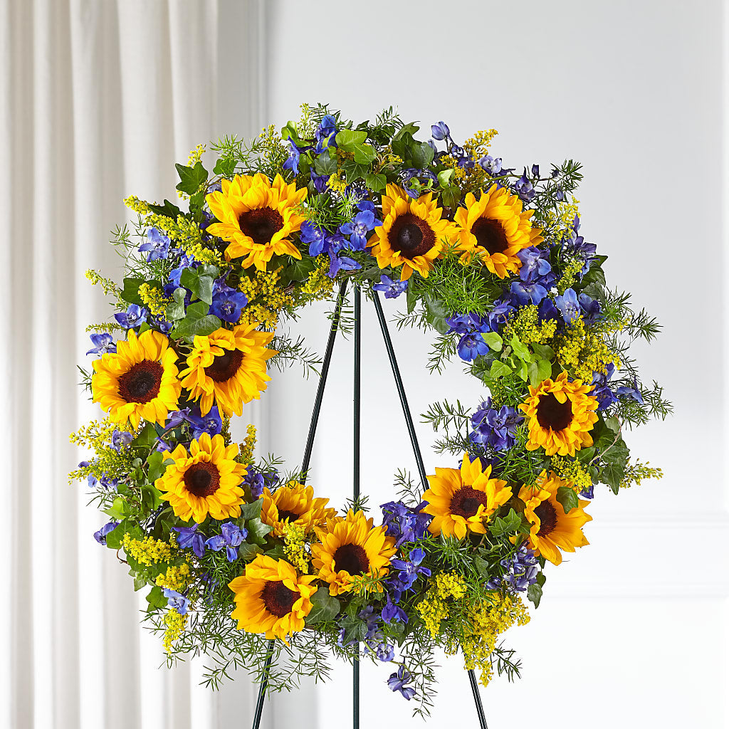 Bright Rays Wreath – Floreria Mexico #2, Torrance CA