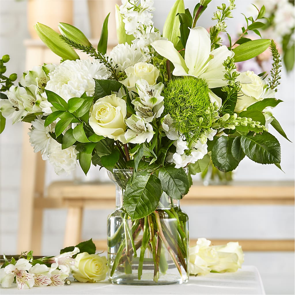 Classic Ivory – A Florist Original – Floreria Mexico #2, Torrance CA