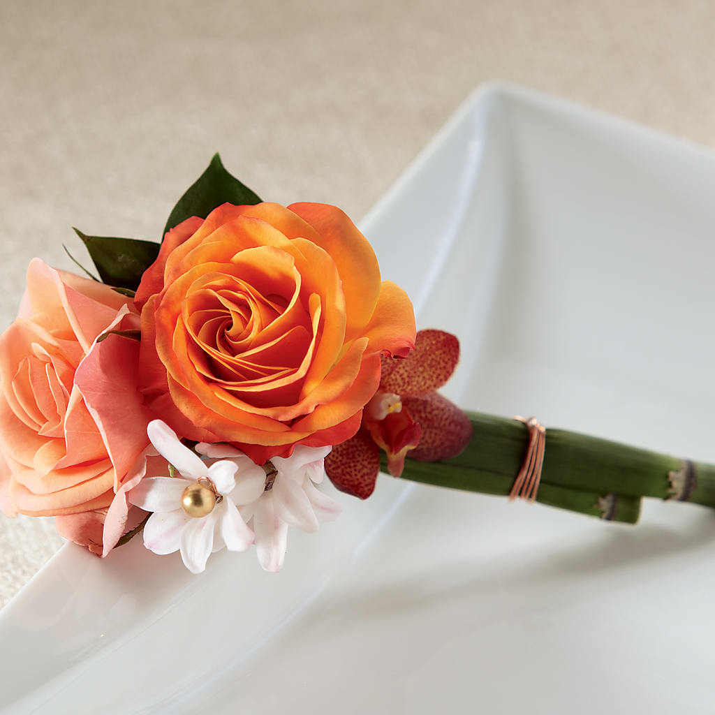 Sunset Dream Boutonniere – Floreria Mexico #2, Torrance CA
