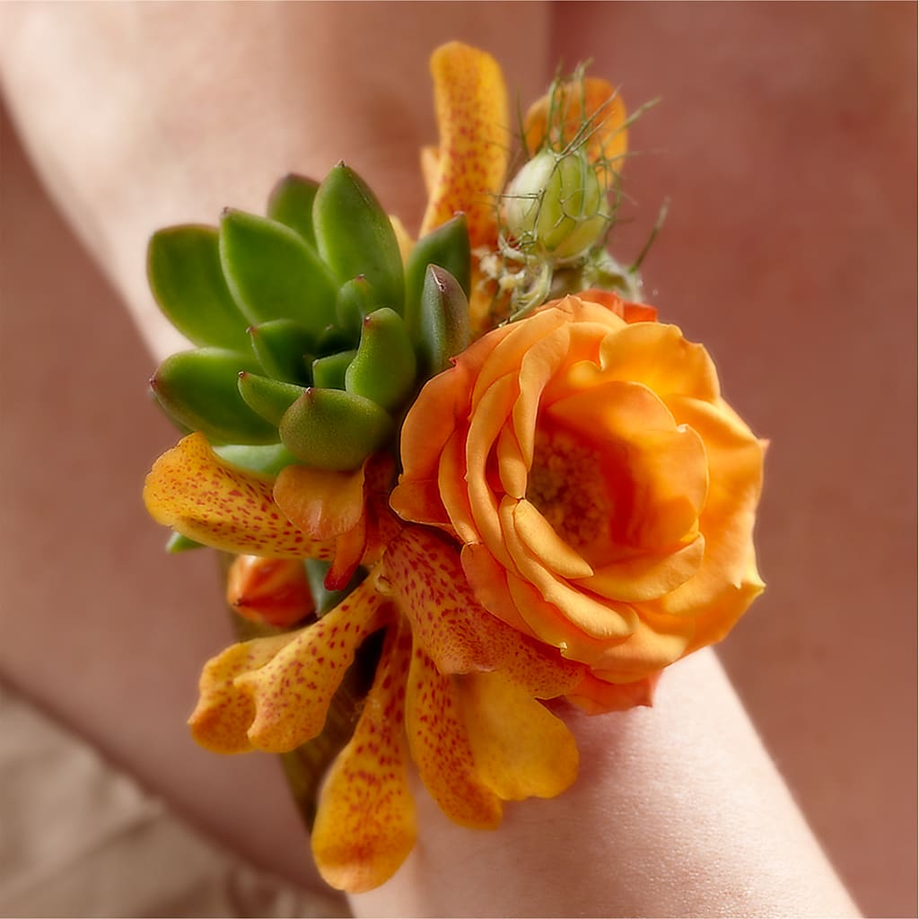 Irresistible Love Wrist Corsage – Floreria Mexico #2, Torrance CA