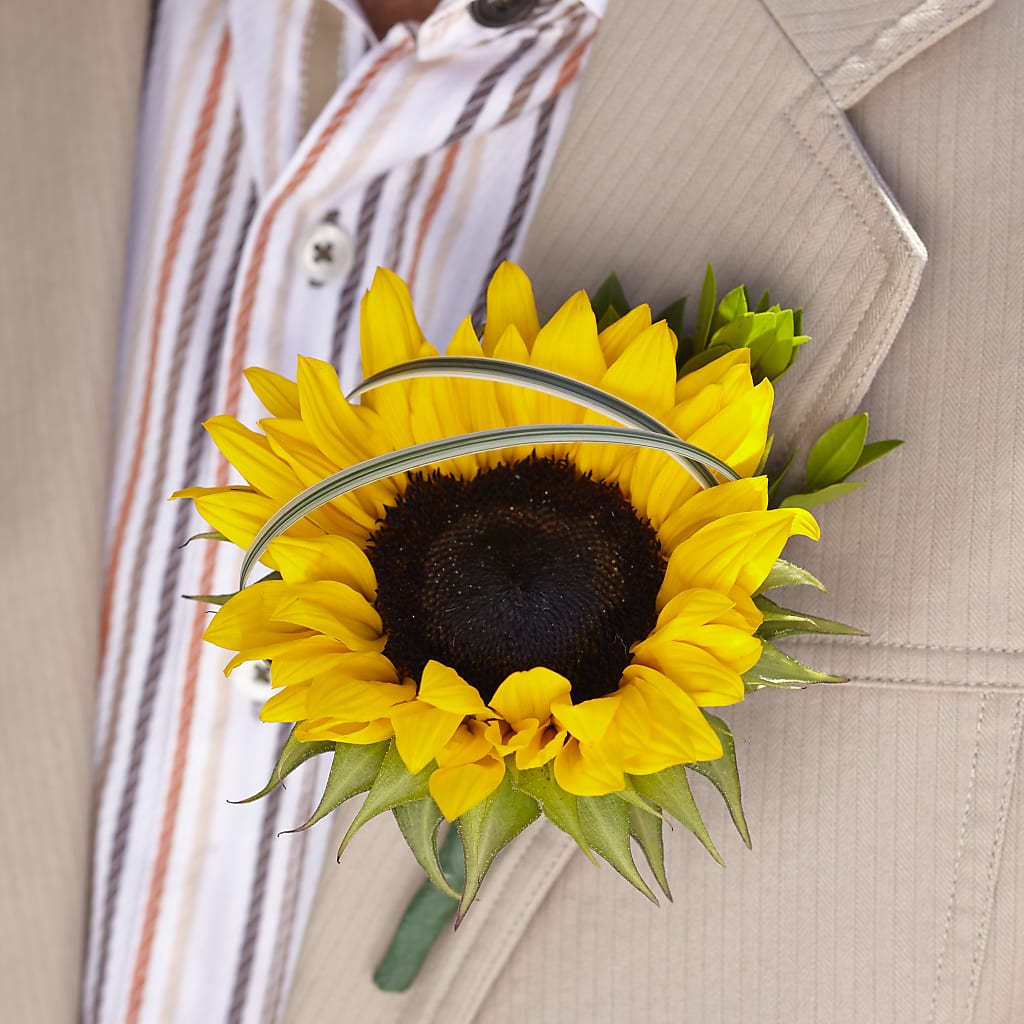 Free Spirit Boutonniere – Floreria Mexico #2, Torrance CA
