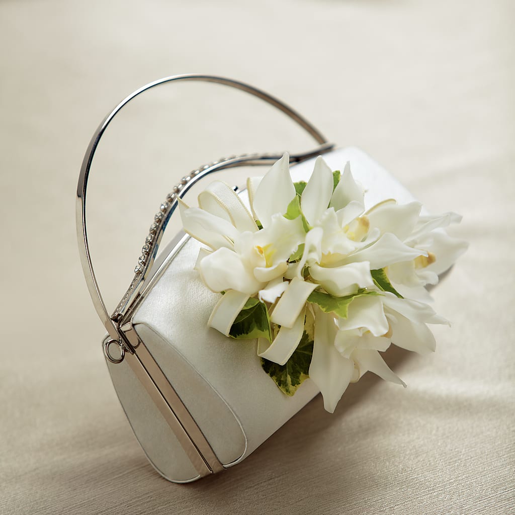 White Purse Decor – Floreria Mexico #2, Torrance CA