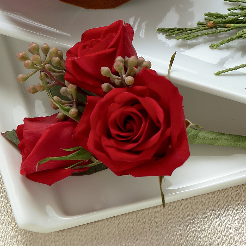 Red Spray Rose Boutonniere – Floreria Mexico #2, Torrance CA