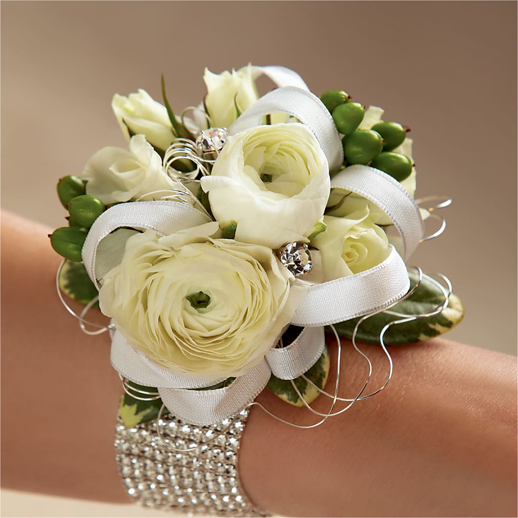 White Wedding Corsage – Floreria Mexico #2, Torrance CA