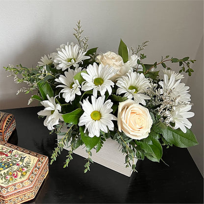 Fresh Linen Box Bouquet –  Floreria Mexico #2, Torrance CA