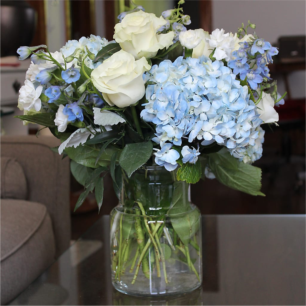 Clear Skies Bouquet –  Floreria Mexico #2, Torrance CA