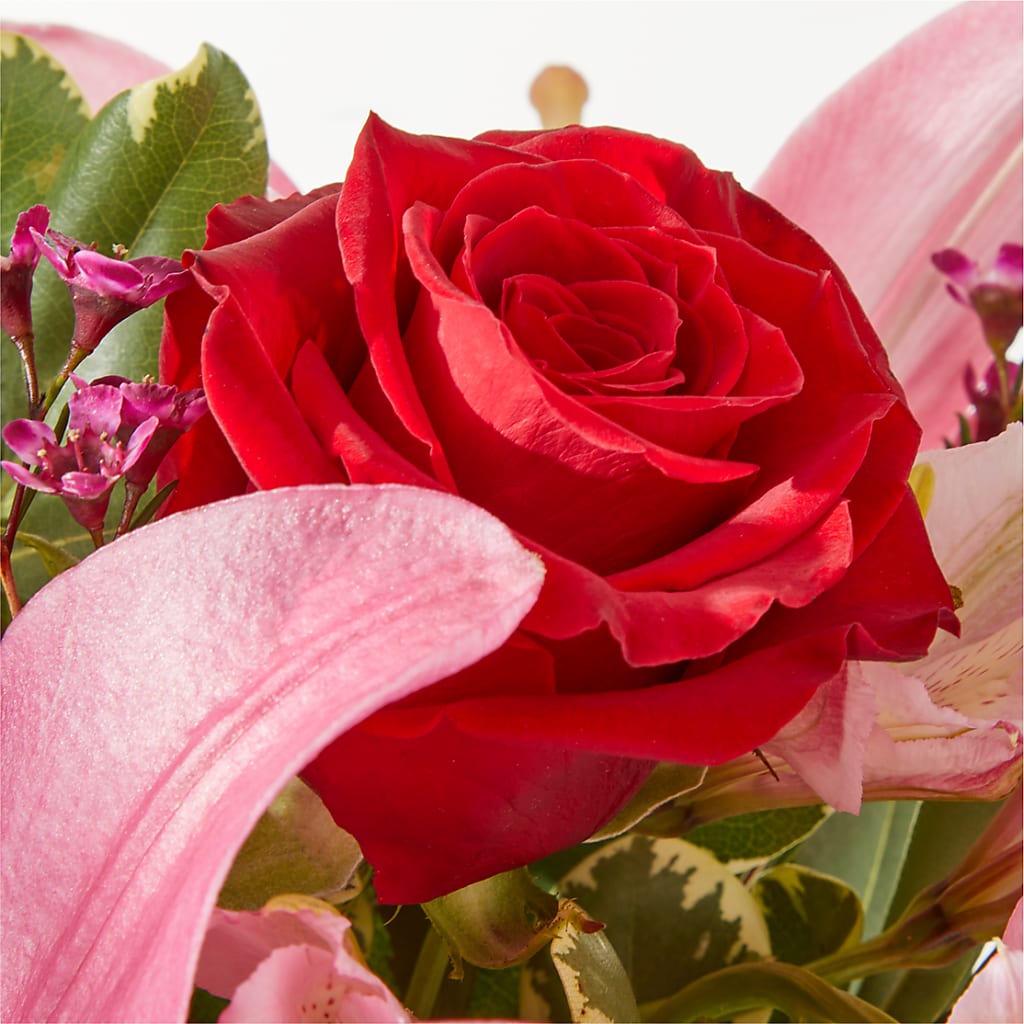 Lucky in Love Bouquet –  Floreria Mexico #2, Torrance CA
