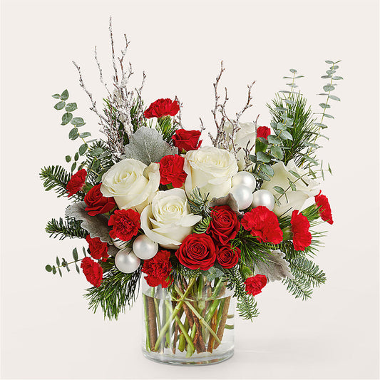 Trimming the Tree Bouquet –  Floreria Mexico #2, Torrance CA